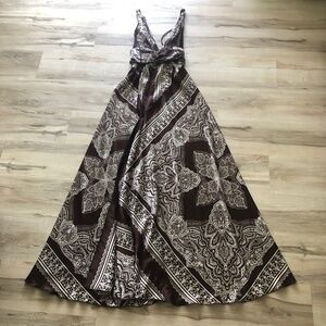 Le chateau medium Floor Length Silky Dress